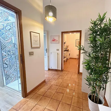 Tower With Terrace Apartment Pisa